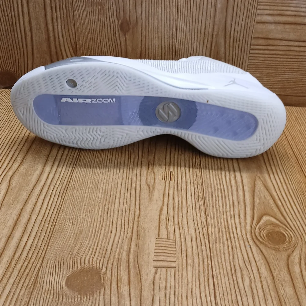 Nike Air Jordan Zoom White and Gray Athletic Sneakers - Picture 10 of 14